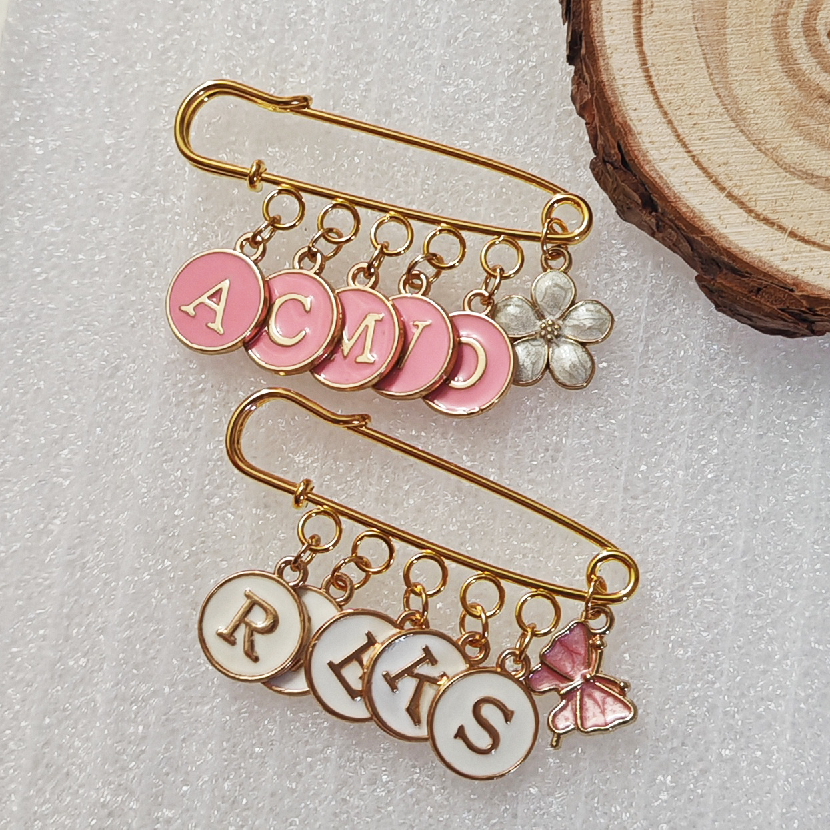 Phone Accessories Names - Customized letters, brooches, personalized names, charming